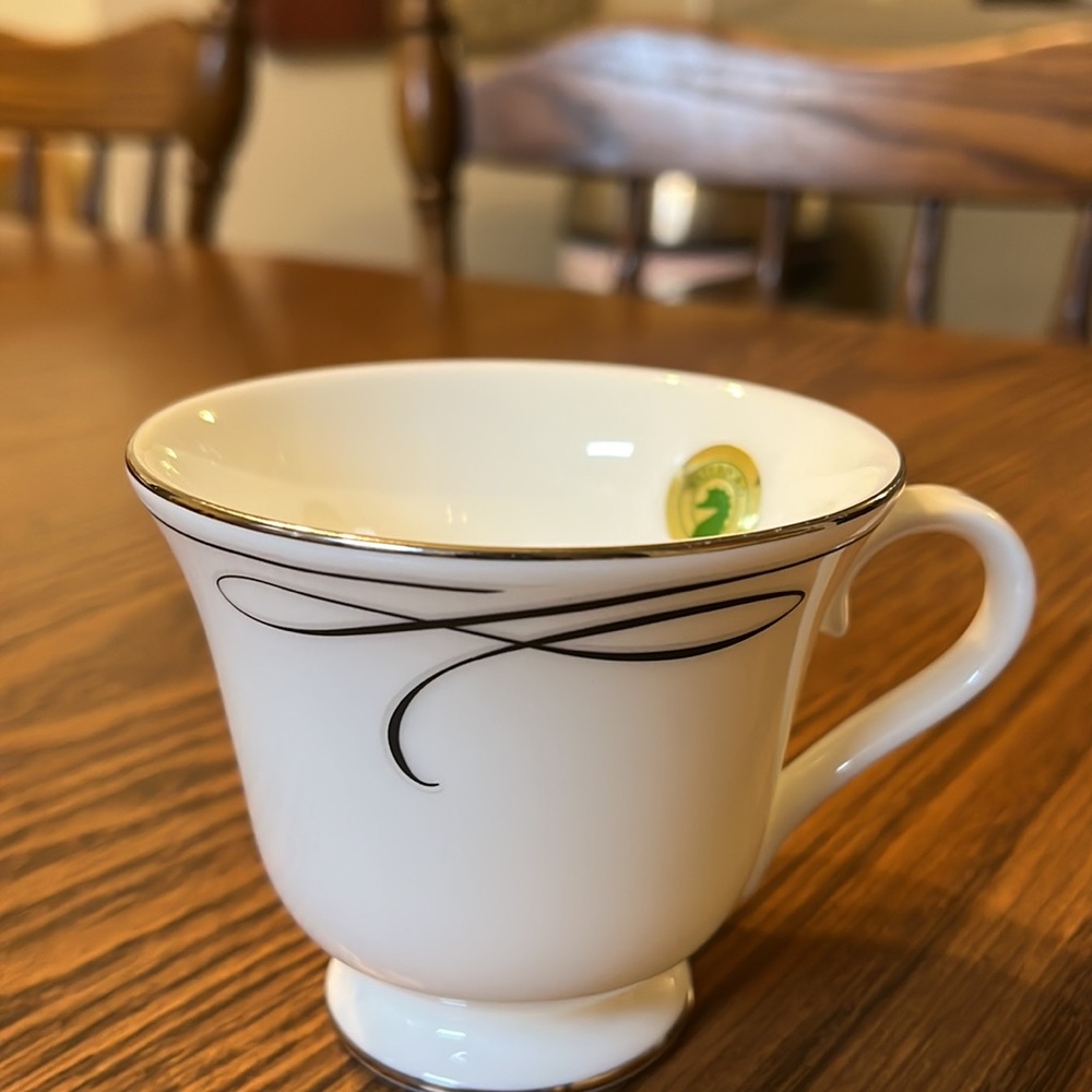 Waterford fine bone china Ballot ribbon water Ford